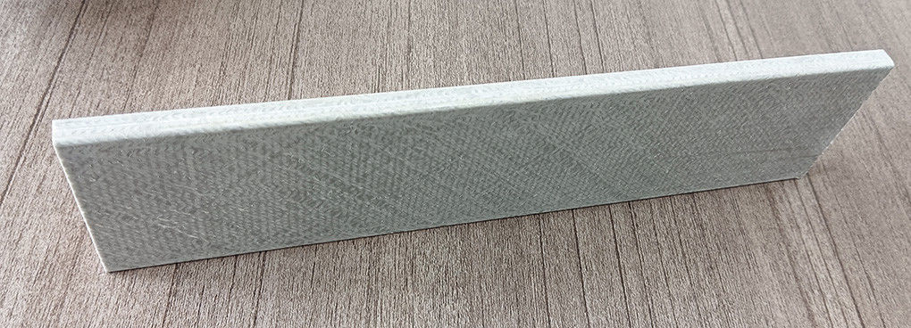 Graue rutschfeste Glasfaserkonstruktion Frp Flachbalken Frp Streifen FRP Pultrudierte Rechteckbalken