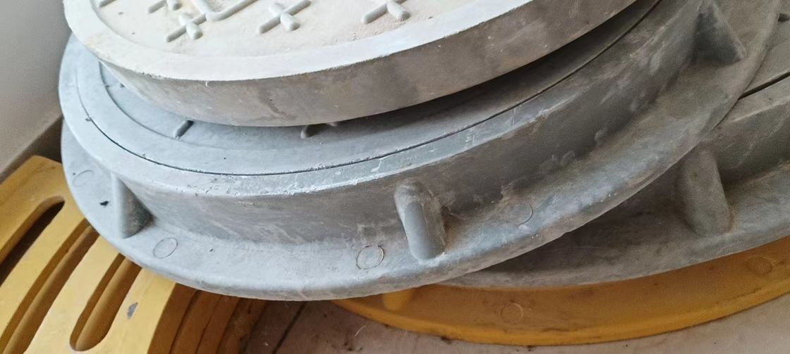 19.7 Zoll Graue Glasfaser Kreis Leitungsloch Abdeckung Allgemeiner Stil Für Straßenbau